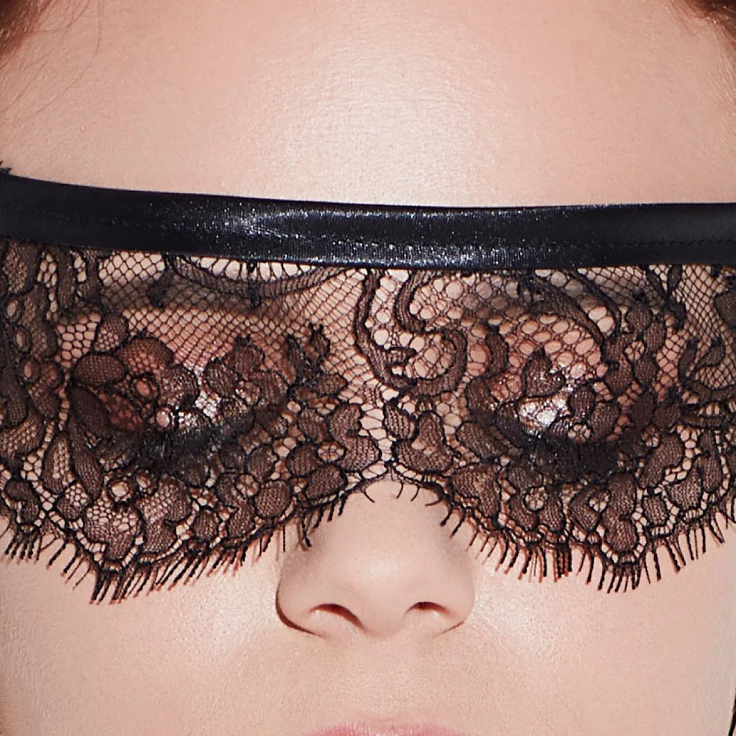 Something Wicked Annabel Lace Mask